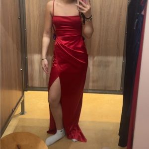 Windsor, XS red maxi dress